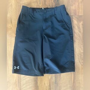 Under Armour youth golf dress shorts, size 16, black